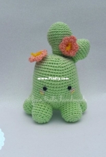 Emma, the Cactus - Madelenón Designs