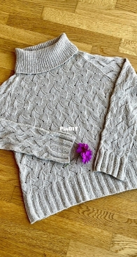 Windshift, From the Sweater Weather Collection by Deborah Doherty - Free