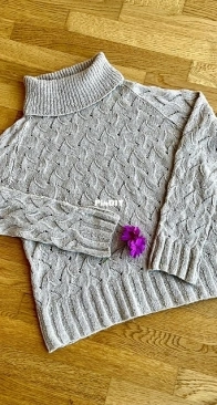 Windshift, From the Sweater Weather Collection by Deborah Doherty - Free