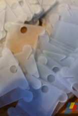 Plastic bobbins from Aliexpress