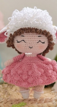 La Cigogne - Natalia Manfre - Doll Sheep - La muñeca oveja - Spanish