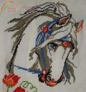 Riolis 155 - Horse with Poppies