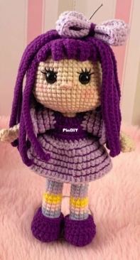 Croche Cionavel - Suelen Silva Gonçalves - Blueberry Muffin Doll - Boneca Frutinha Uvinha - Portuguese