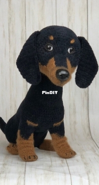 Ambercraftstore - Tatjana Ozolina - Dachshund Dog