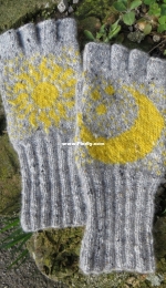 Sun, Moon and Stars Fingerless gloves by Simone Urban - Free