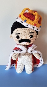Freddie amigurumi
