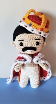 Freddie amigurumi