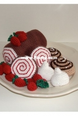 Tilda and Filur - Susanne Fagelberg - Swiss Roll Cinnamon Bun and Meringue