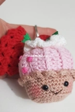 Cup cake keychain