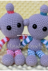 The Left Handed Crocheter - Jennifer Adams - Mini Robots