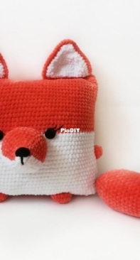 Toys by Hvatik - Ekaterina Khvatikova - Pillow Fox