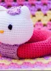 Crochet fan - Patri SG - Hello Kitty rattle - Free