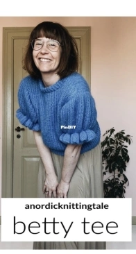 Betty tee by  a Nordic Knitting Tale
