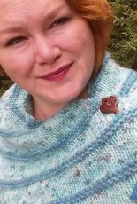 Bicket Designs-Ten and Two Long Shawl by Barbara Doyle-Free