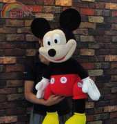 Chonticha - Giant Mickey Mouse