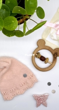 Hats for newborn girls