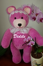 a bear very sweet