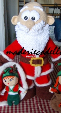 santa claus with elves