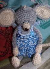Faeryfeller - Amigurumi Big Eared Mouse  - English - Free