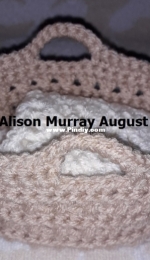 Alison Murray - 5in 12 cm Moses Basket with Blanket and Mattress - Free