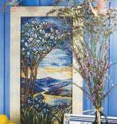 Tiffany Stained Glass Irises from Kram z Robótkami 1/2005 Special addition. Easter