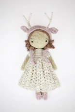 Jojilie - Joanna Kienmeyer - Winter the deer girl