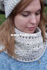 Beach Peas Cowl by Alla Saenko