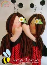 Chrys Altran-Felting Ladybug Doll-Free Pattern/Portuguese