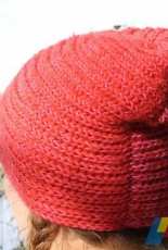 Lai-la-lai Yarnz Designs-Heathin mietintämyssy Hat by Laura Ahlstedt-Finnish-Free