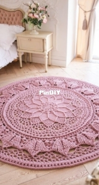 Tatiana Ryazanova _ crochet rug LaceLina by LaceMats _ English