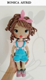 Crochet Pattern World - Anealeolea - Astrid Doll - Portuguese - Translated