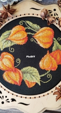 Finish. Autumn lanterns. Designer Elena Petrova.