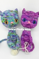 Kitschy Kat by Susan Claudino