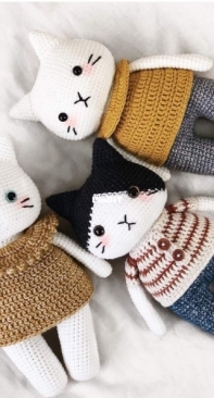 Hainchan Design - Hanh Tran - Mochi and Oreo