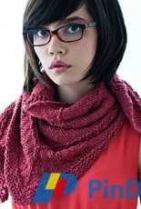 Jackies Shawl by Yarns Untangled
