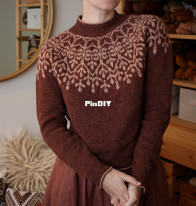 Candelariella Pullover by Teti Lutsak