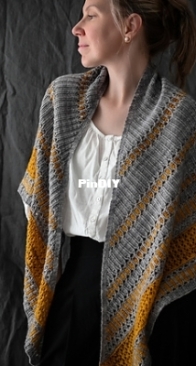 Lilong Shawl by Inese Sang