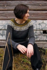 Elementary Pullover by Isabell Kraemer