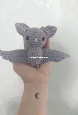 Bat - pattern by El Buho Costurero
