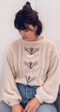 Retro Tulip Sweater by Hanne Orlien - Knits from Oslo