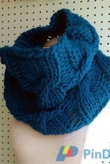 Knit-O-Matic-Easy Loose Cabled Cowl by Haley Waxberg-Free