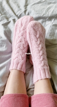 Amelia Chunky Socks by Victoria Chaplina