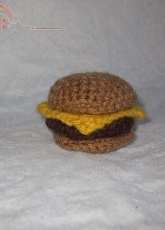 Melissa Trenado - Mini Cheeseburger Cat Toy - English - Free