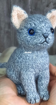 Realistic Knitted Cat- LudovicToys