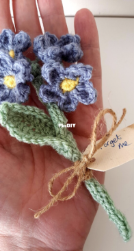 Freddie Loves Crochet - Alison Dowler - Forget Me Not Flower Spray