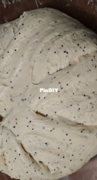Poppy seed sourdough