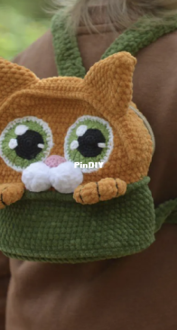 Vasilyeva toys - Anna Vasilyeva - Childrens backpack Kitten