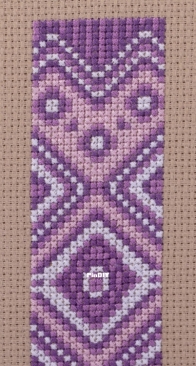 Panna -  Bookmark. Purple Ornament - Free