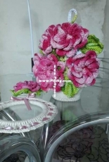 set of kitchen vase of flowers.