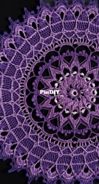 Nelly Klos - Raya Doily - English